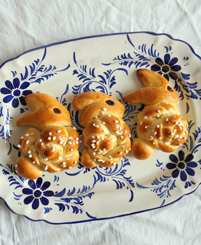 Zopfhasen, Swiss Bread Bunnies
