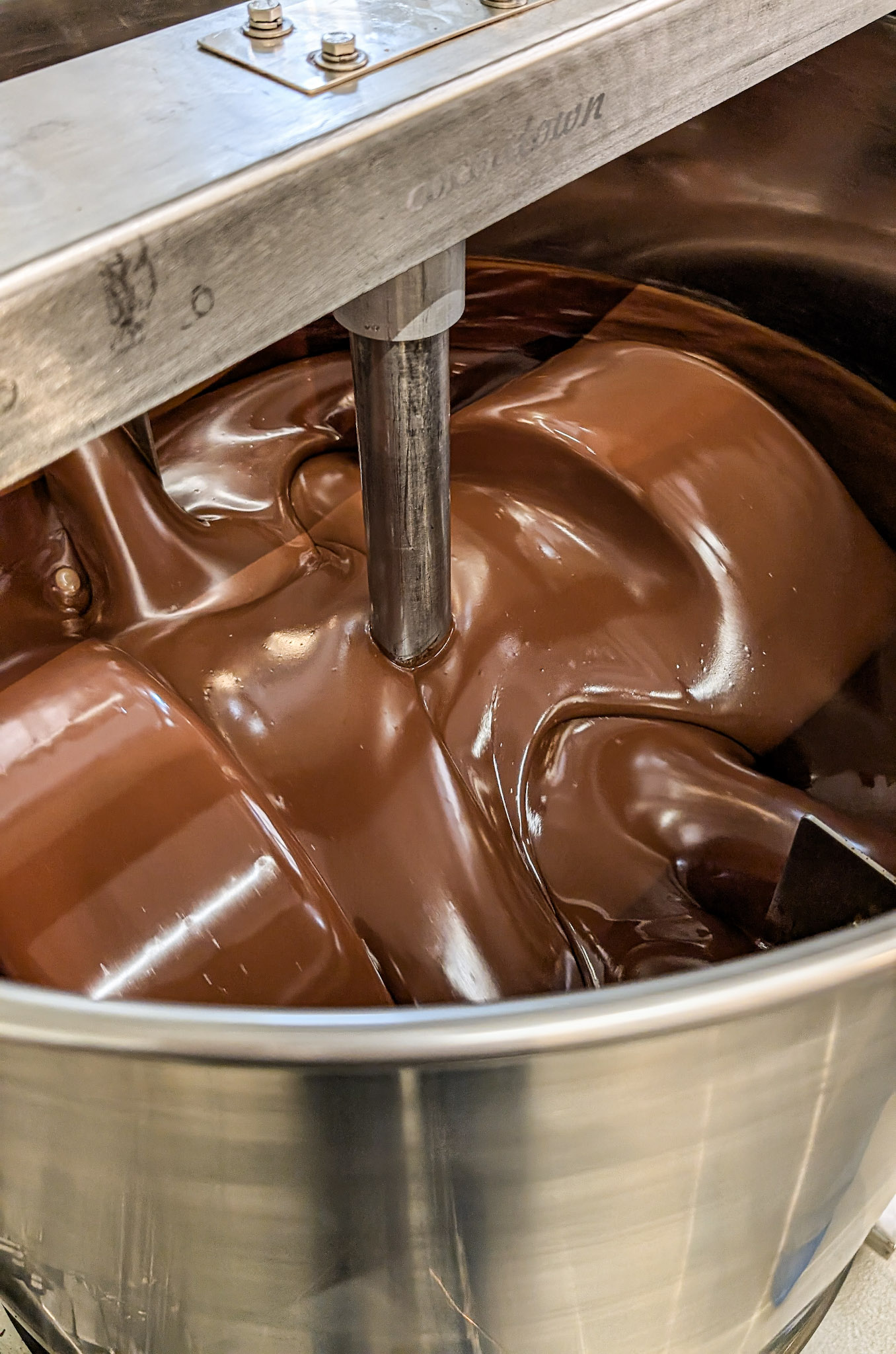 チョコボーイ　レジカウンター An Ethical Swiss Chocolate Tour with Detours Zürich – CUISINE